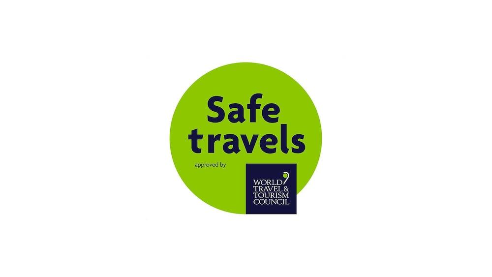 Travelodge By Wyndham برينس ألبرت المظهر الخارجي الصورة